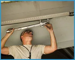 United Garage Door Woodbury, NY 516-771-8065 - sidebar-door-install-15-05m